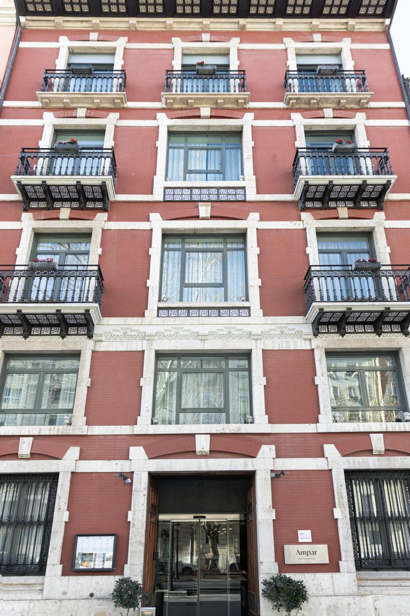Hotel Hospes Palau de La Mar à Valence Extérieur photo Facade of the building
